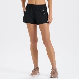 *NWOT* Vuori Dash Short